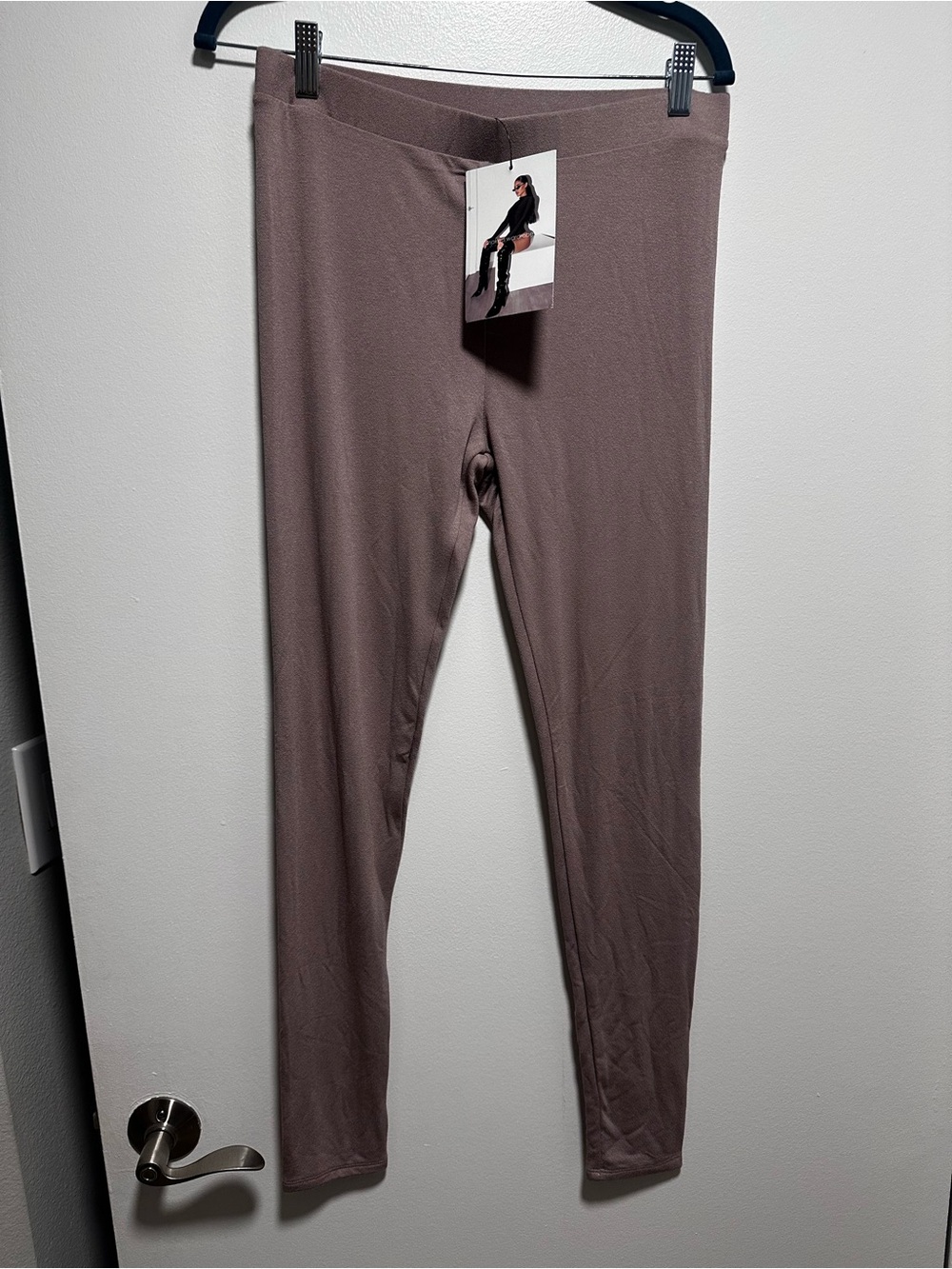 naked wardrobe Mauve Stretch Leggings